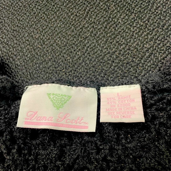 VTG Dana Scott black deep v button down crochet vest sz L - Picture 11 of 11